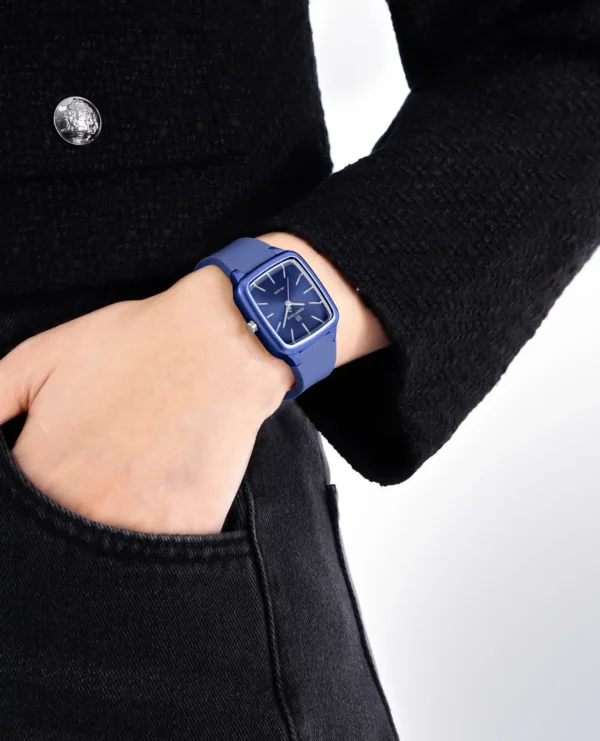 Naviforce NF 5055 Pretty Pulse elegant women’s wristwatch with stylish dial and slim strap