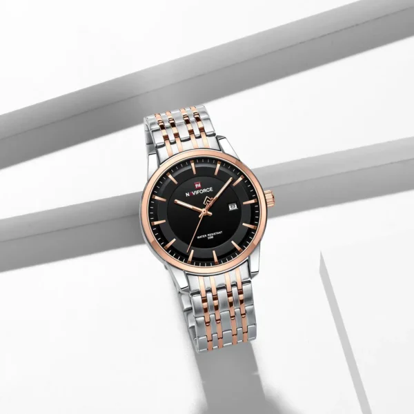 Naviforce NF-9228 Couple Connect Edition – matching men’s and women’s stainless-steel wristwatch set.