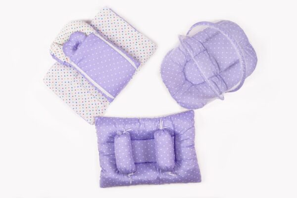 Hafta Bazaar by 8-piece newborn baby bedding set with carry nest, pillow, bolsters, quilt, and soft bedding accessories.