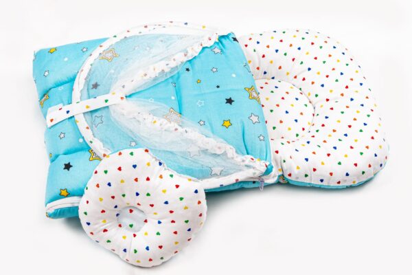 Hafta Bazaar by “Soft baby carry nest with breathable mosquito net providing safe, comfortable, and insect-free sleep for newborns.”