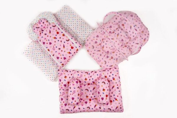 Hafta Bazaar by 8-piece newborn baby bedding set with carry nest, pillow, bolsters, quilt, and soft bedding accessories.